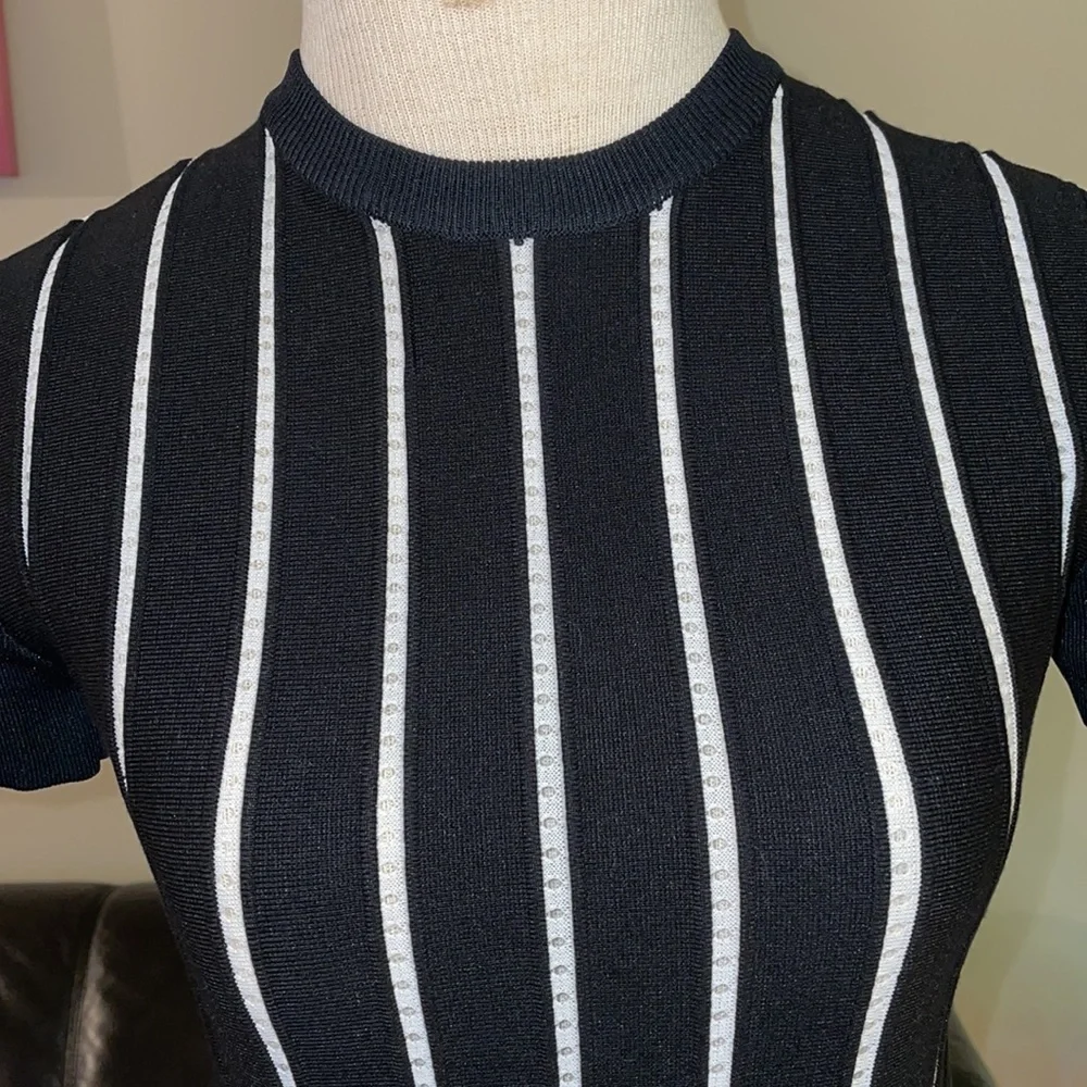 Weekend sale ⭐️⭐️⭐️ VALENTINO black and white dress - Picture 3 of 14
